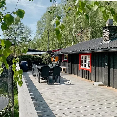 Traditional Charm And Modern Style In Vaga Casa vacanze Vågåmo